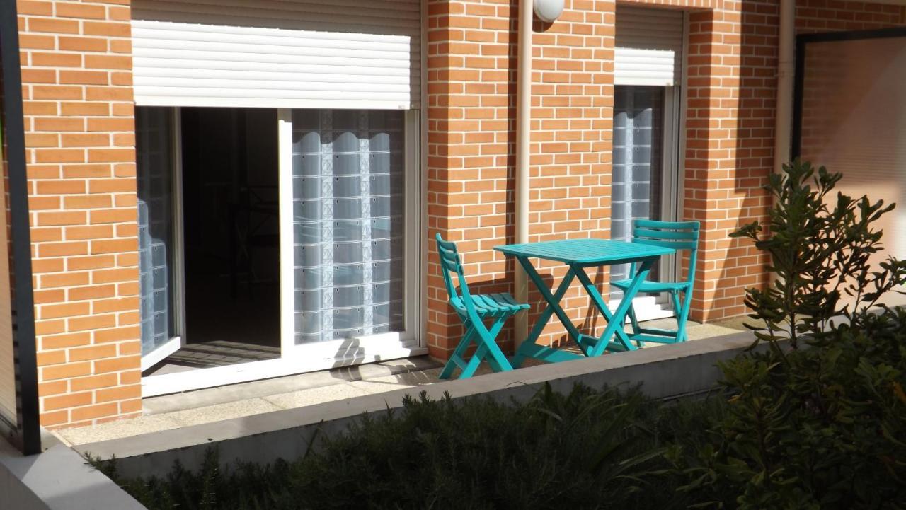 Appartement T2 ,Parking Prive,Terrasse, 10 Mns A Pieds De La Cite Corsaire Et Ses Plages Saint-Malo Exterior foto