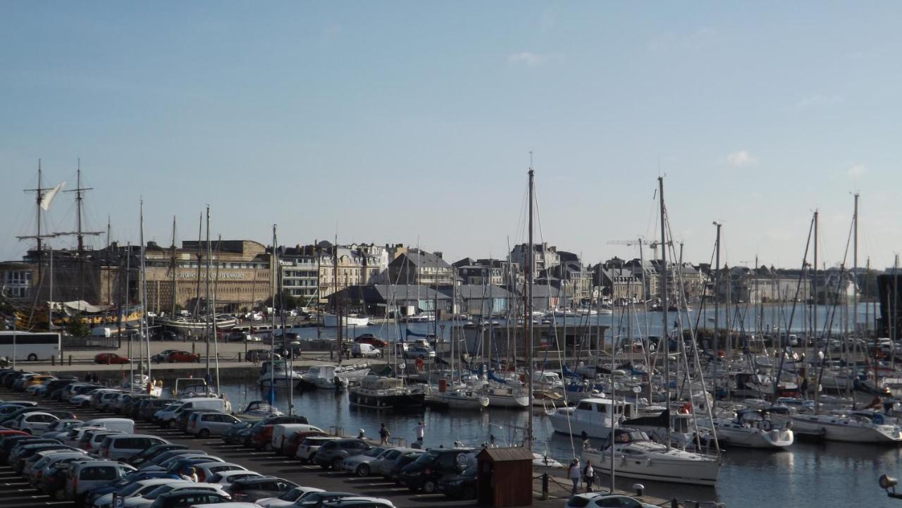 Appartement T2 ,Parking Prive,Terrasse, 10 Mns A Pieds De La Cite Corsaire Et Ses Plages Saint-Malo Exterior foto